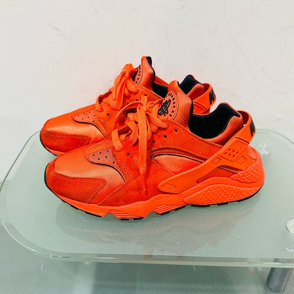 Nike Womens Air Huarache Rush Orange DQ8589-800 Size 8,5 NO INSOLES - Picture 2 of 9